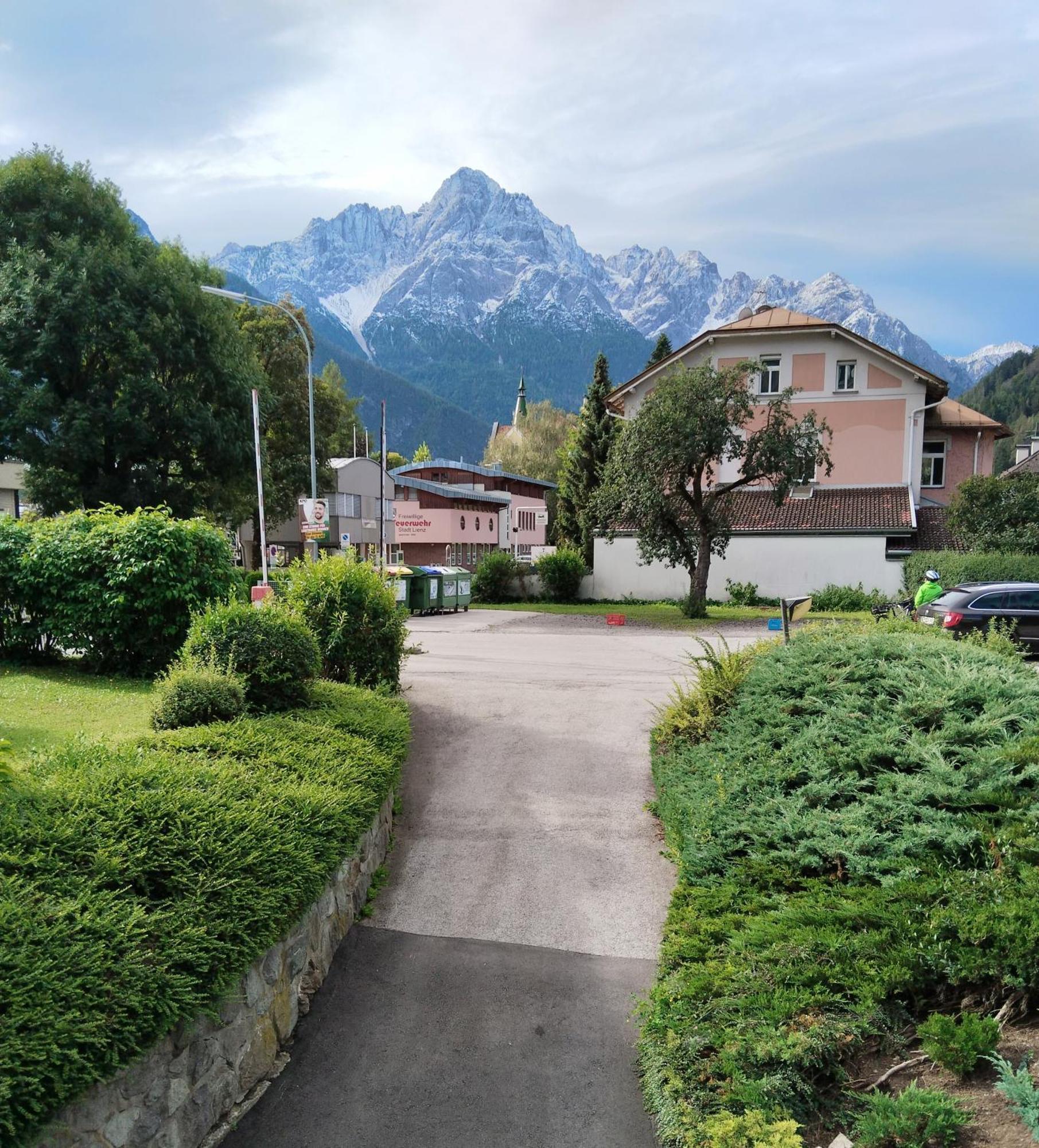 Dolomitenhotel Lienz Exterior foto